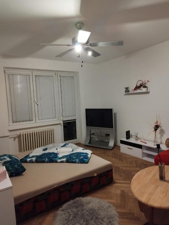 apartmán Mirabella Brno Exterior foto